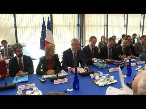 Coronavirus: French Finance Minister meets with business leaders