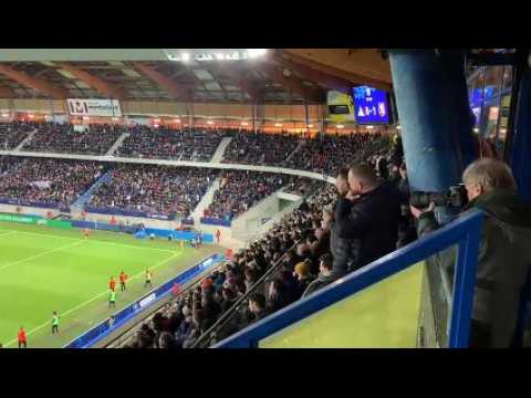 Belfort – Rennes en quart de finale de la Coupe de France au stade Bonal : la réaction du public sur le penalty... presque arrêté par Ehlinger