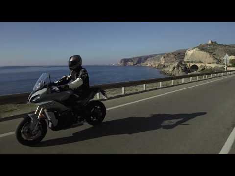 The new BMW S 1000 XR Driving Video