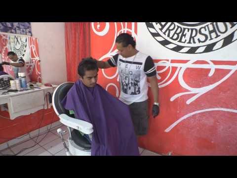 Honduran-born barber prospering in Mexico after American Dream ended