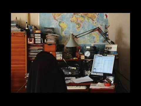 Radioamateurs: sur les ondes, autour du monde