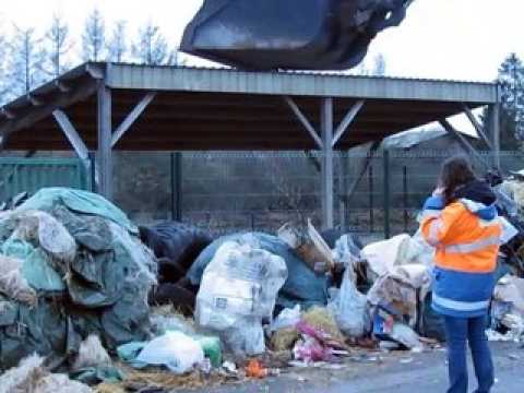 Étain : 30 tracteurs contre les poubelles