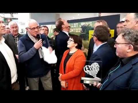 Salon de l'agriculture  : remise prix Raymond Poulidor au département du Doubs