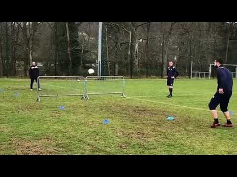 Football : Nicolas Borodine (SA Spinalien) face aux maîtres du tennis-ballon