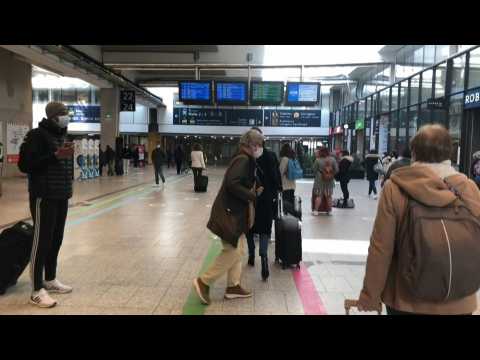 No rush to escape Paris despite French lockdown announcement