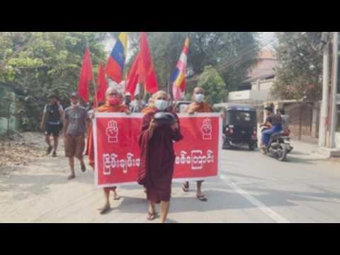 Anti-coup protest continues in Mandalay