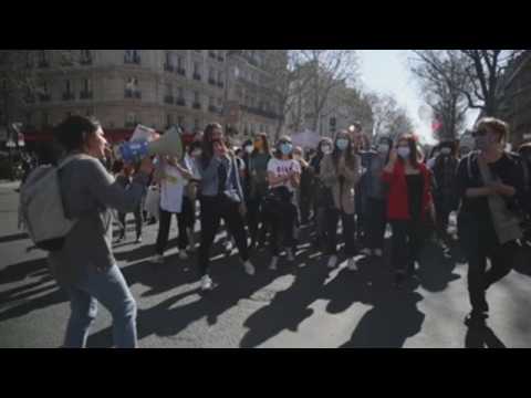 Teachers protest in Paris against new education bill