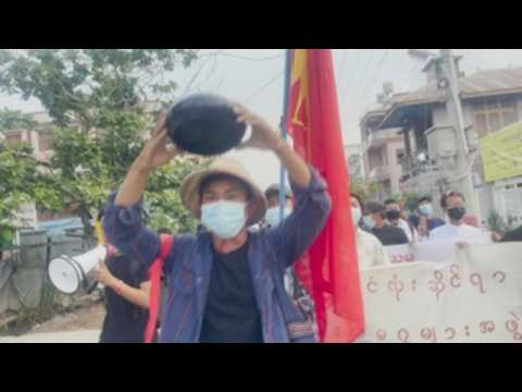 Thousands protest in Mandalay against military coup, in honor of political prisoners