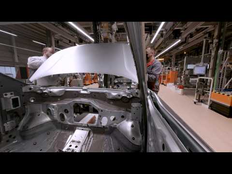 The production of the Audi Q4 e-tron - Body Shop