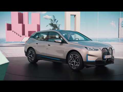 Unveiling BMW iX
