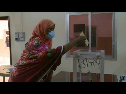 Polls open in Djibouti as veteran ruler Guelleh seeks fifth term