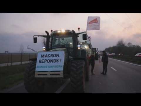 Farmers protest in Paris against reform of common agricultural policy