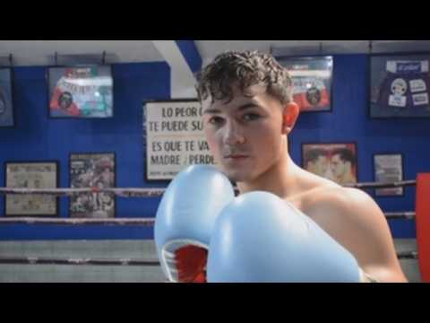 Nephew of 'Canelo' Alvarez to make professional boxing debut in June