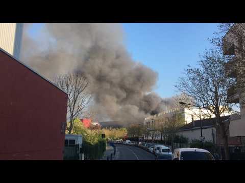 French fire service attends warehouse fire on outskirts of Paris
