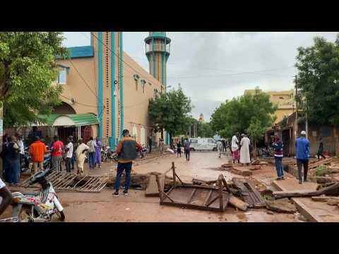 Clashes in Mali capital despite appeals for calm