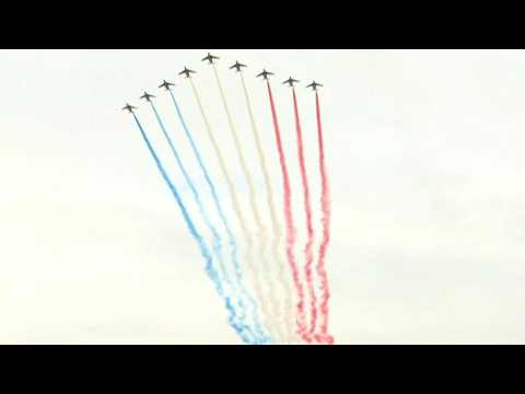 Bastille Day: military air parade over the Concorde square