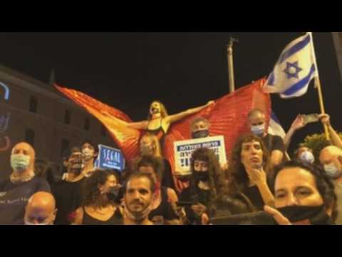 Thousands of Israelis protest against Netanyahu in Jerusalem