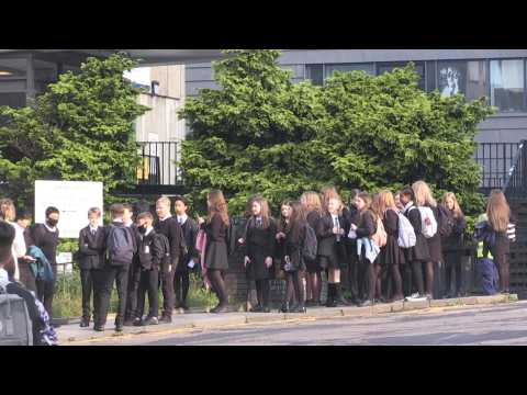 Pupils in Scotland return to school