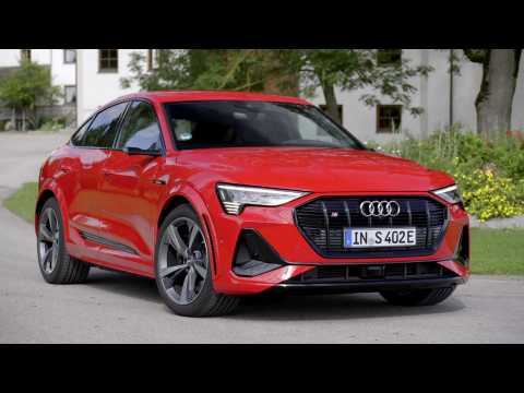 Audi e-tron S Sportback Design in Catalunya red