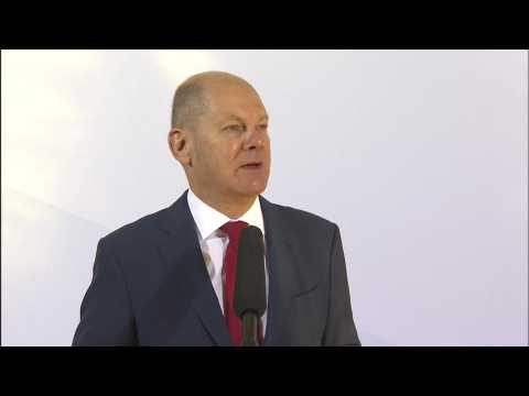 German finance minister warns UK to respect agreements