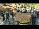 Start of 'yellow vests' demo at Place de la Bourse in Paris