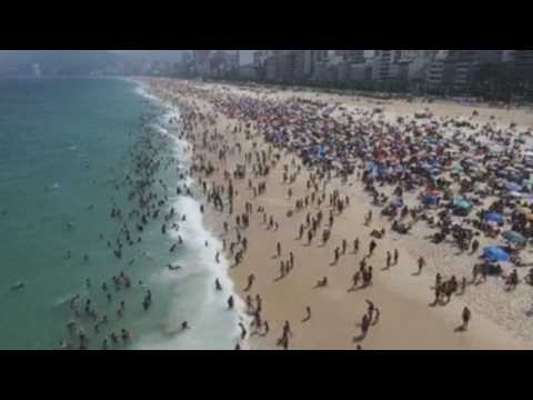 Crowds flock to Brazilian beaches amid pandemic