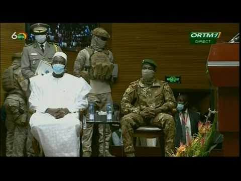 Mali: interim president and transitional vice-president arrive for swearing-in