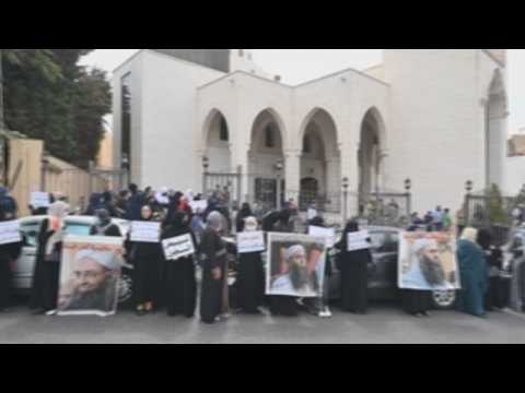 Relatives of Islamic prisoners protest in Lebanon