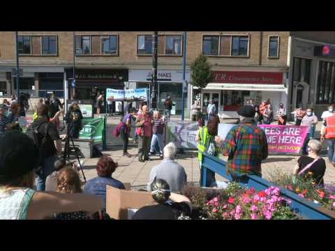 Protest in Dover in support of migrants