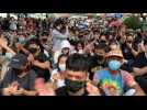 Hundreds protest in Bangkok after activist arrests - Label : AFPTV - First images - Category : News