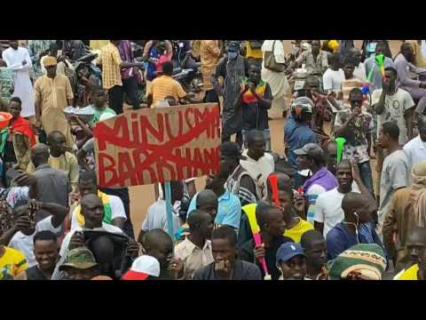 Demonstration in Mali capital in support of coup