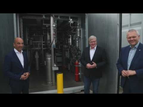 Minister of Economy of Lower Saxony visits hydrogen production plant