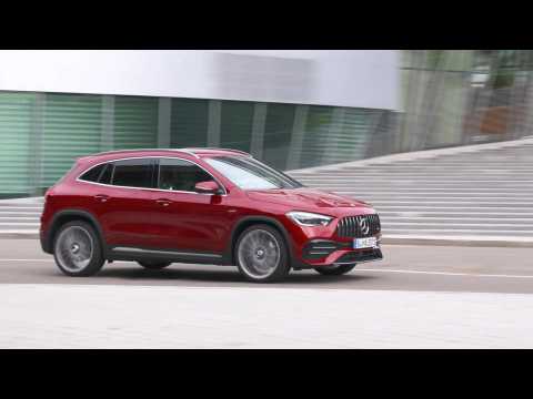 The new Mercedes-AMG GLA 35 4MATIC in Patagonia red Driving Video