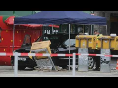 7 injured after car ploughs into crowd in Berlin