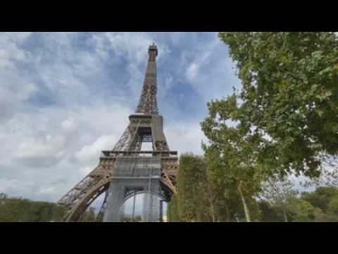 Eiffel Tower evacuated after bomb threat