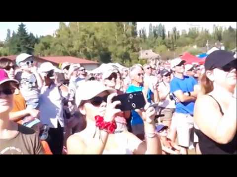 Ambiance au spectacle de la Patrouille de France à Courcelles-lès-Montbéliard