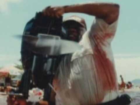 Piranha 3D - Extrait 2 - VO - (2010)