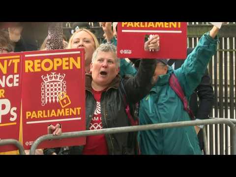 Reaction outside the UK Supreme Court as parliament prorogation is struck down