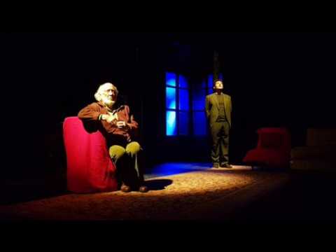 Théâtre : un drôle de « visiteur »  au Poche-Ruelle