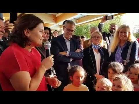 Mulhouse : Roxana Maracineanu chante avec les enfants au MON