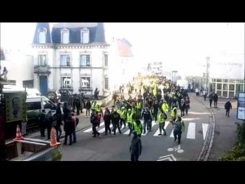 Plus de 300 gilets jaunes manifestent à Epinal