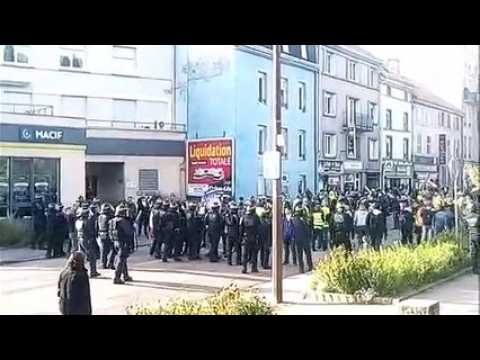 A Epinal, la tension monte entre les manifestants et les CRS