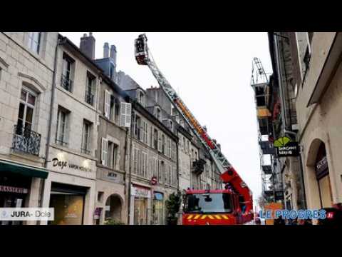 Dole, important incendie dans un immeuble du centre ville