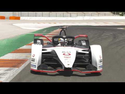 Formula E Test Drives in Valencia, Porsche 99X Electric Car Number 18