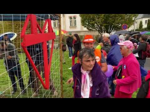 Vidéo. Les manifestants remplissent de ballons le « cœur de l’hôpital » de Remiremont