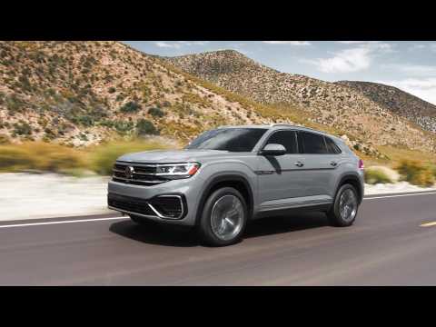 2020 Volkswagen Atlas Cross Sport Driving Video