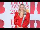 Ellie Goulding sings in Italian on Andrea Bocelli duet