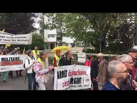 Manif anti-Bure : quelques chants durant le défilé