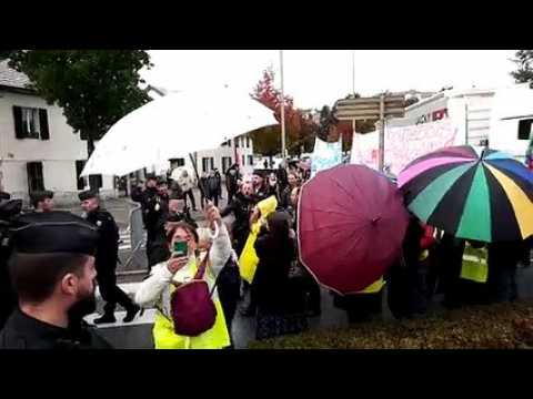 Lons-le-Saunier : les syndicats toujours mobilisés au Boeuf sur le Toit