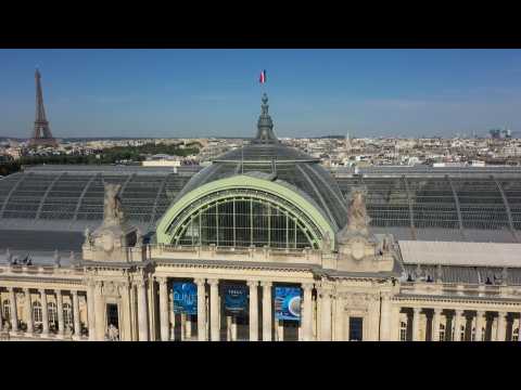 Paris's Grand Palais, a bird's eye view